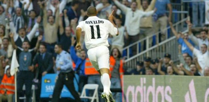 Ronaldo Nazario da Lima – debi za real u 63. minutu, gol u 64.