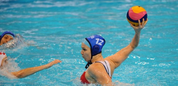 Gol Tijane Jakovljević sa centra terena Gol Tijane Jakovljević sa centra terena