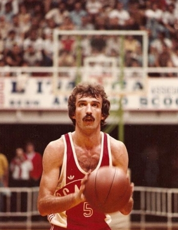 Dragan Kićanović je fantastičnim potezom doneo Jugoslaviji titulu šampiona Evrope 1975. godine.