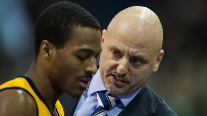 Saša Obradović i Aleks Renfro - Fizički sukob na klupi Saša Obradović i Aleks Renfro - Fizički sukob na klupi