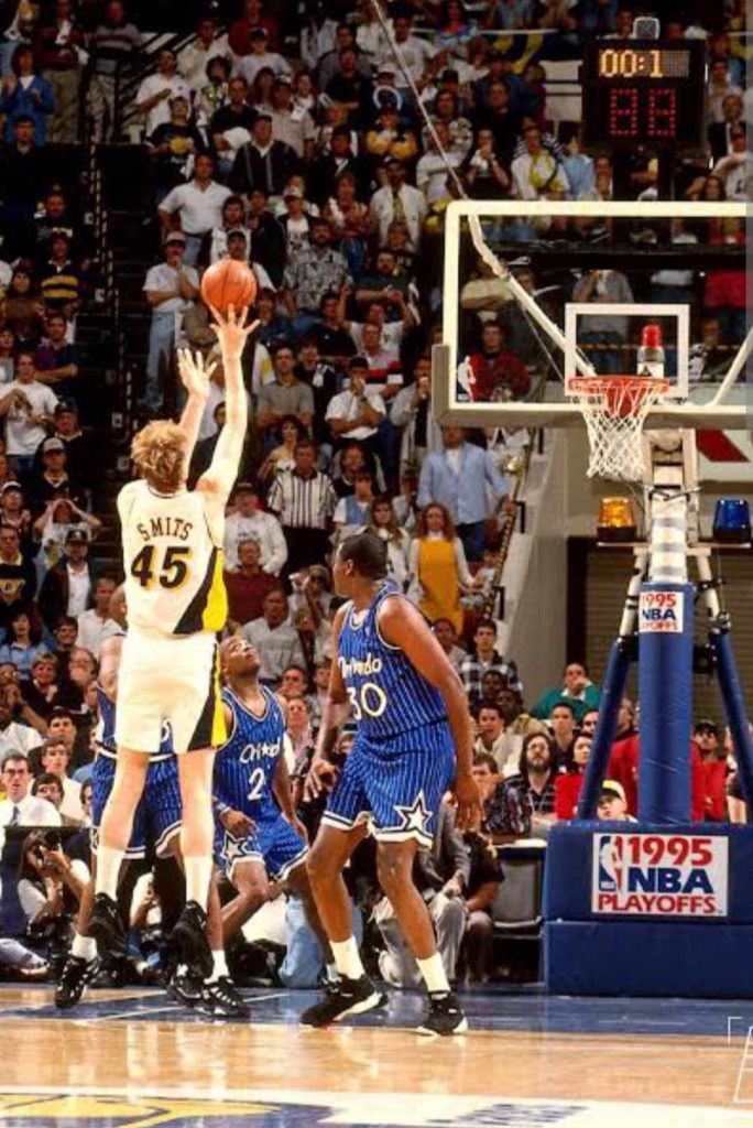 Rik Smits je pogodio za pobedu.